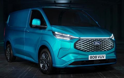 FORD TRANSIT CUSTOM ENTRY