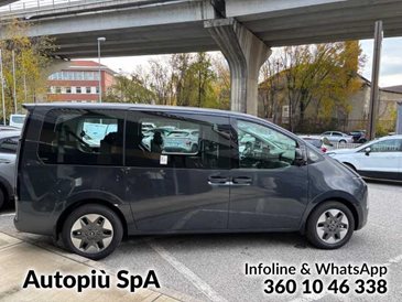 HYUNDAI Staria Km 0 4599666 S04